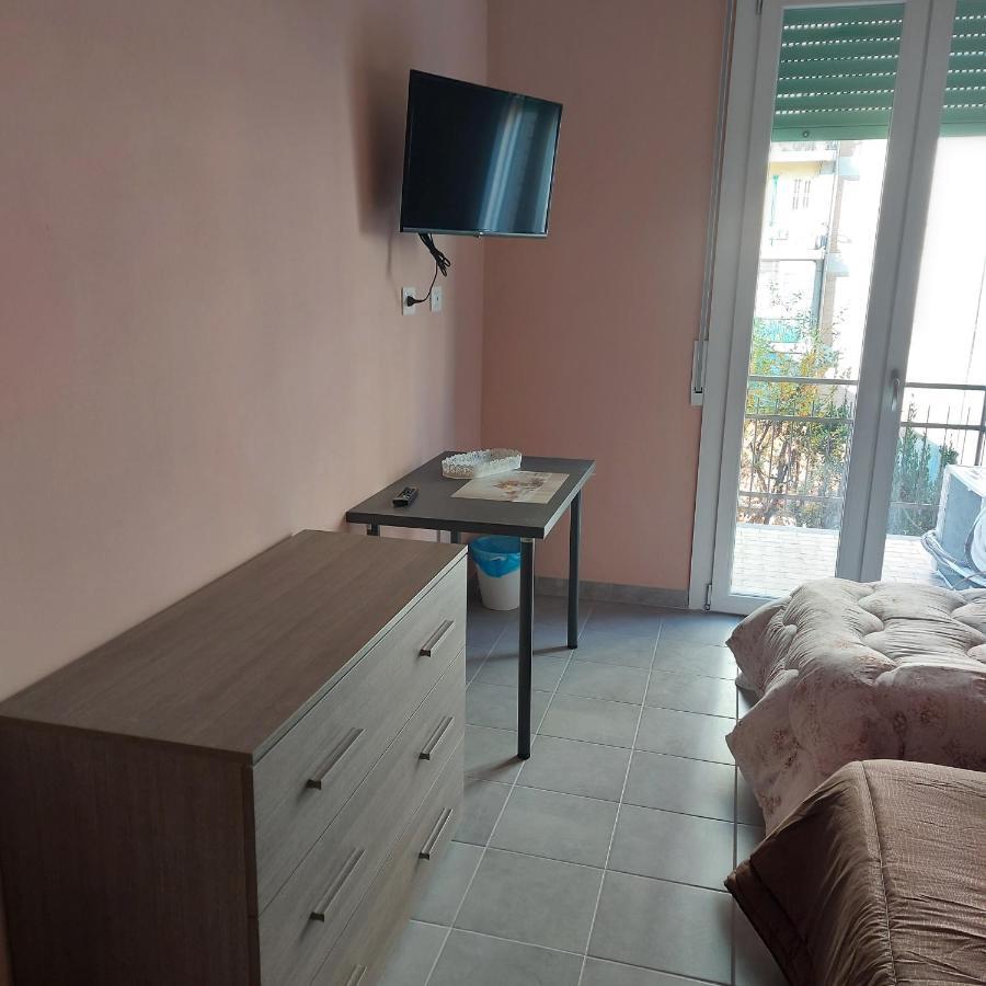 Camera Doppia con Letti Singoli